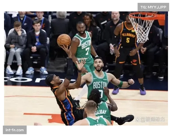 亚历山大连续第15场得分30+，追平雷霆队史纪录